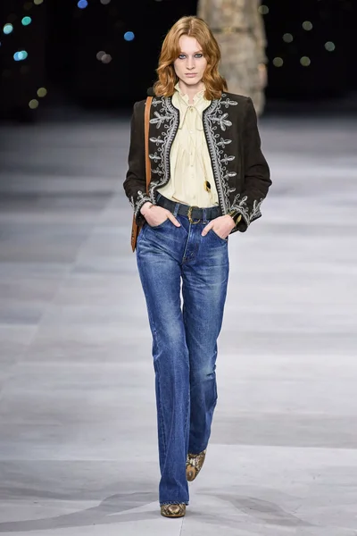 Look 47